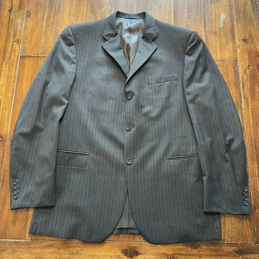 Vintage Burberry London Sport Coat Mens 44R Gray Pinstripe Wool 3 Button Blazer